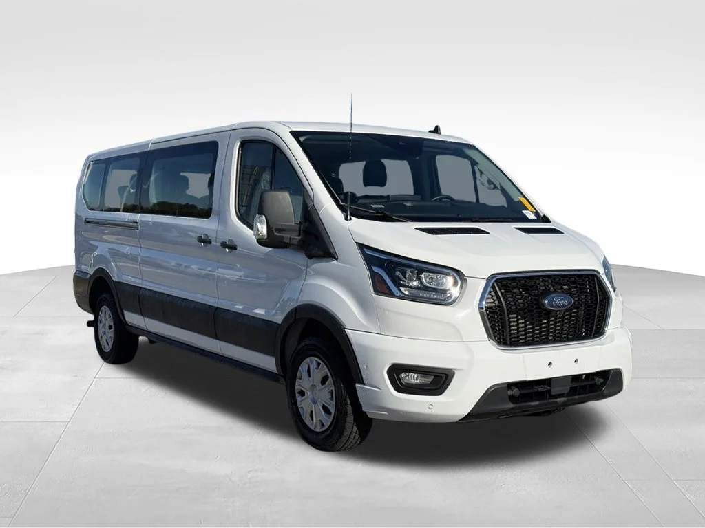 Used 2023 White Ford XLT image 25