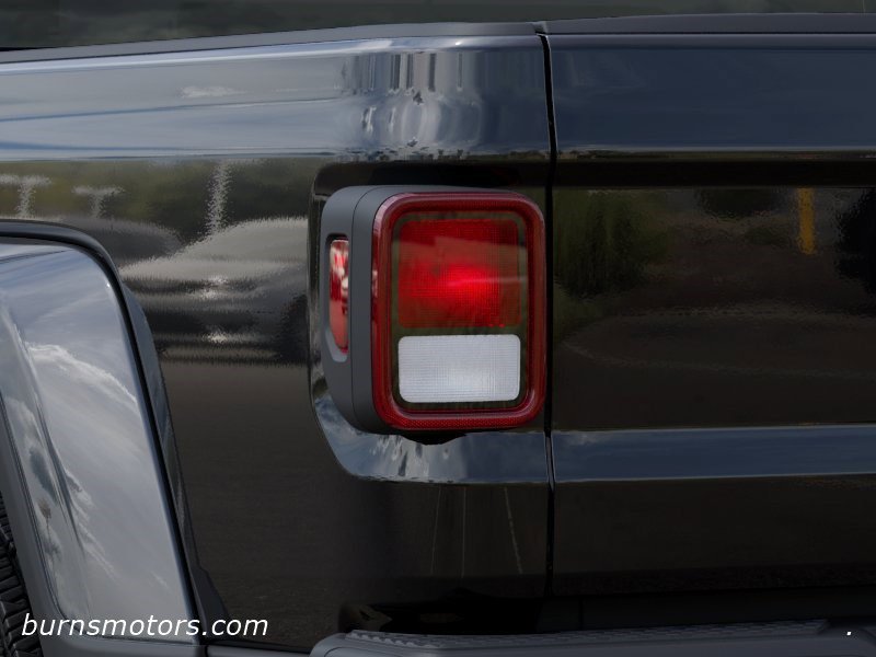 New 2026 Black Clear-Coat Exterior Paint Jeep Sahara image 9