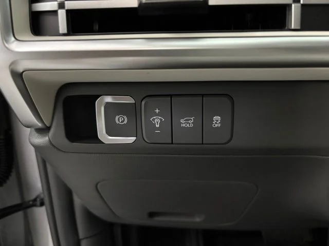 Used 2026 Silver Hyundai SEL image 28