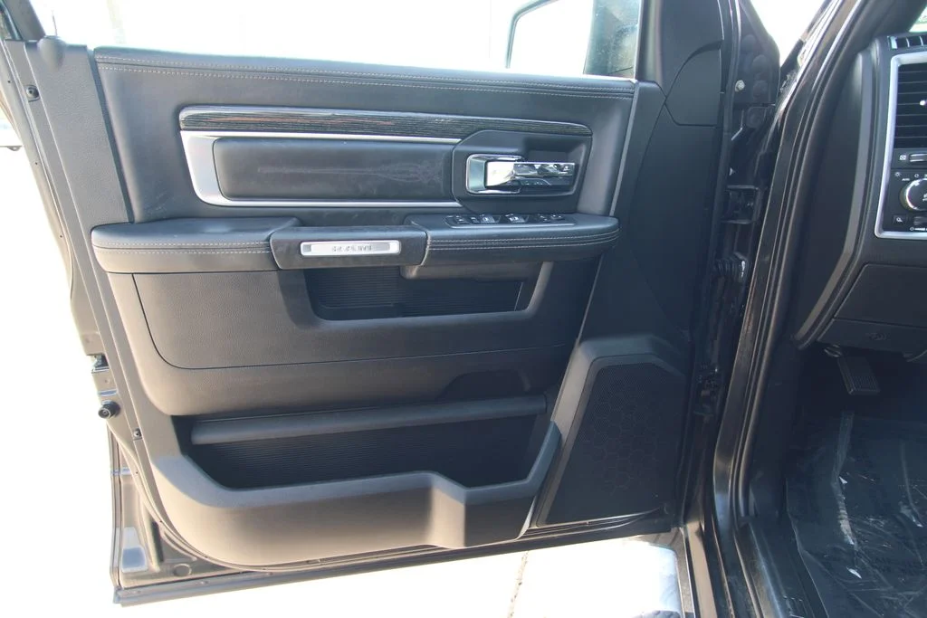 Used 2016 Black Ram Laramie Longhorn image 40