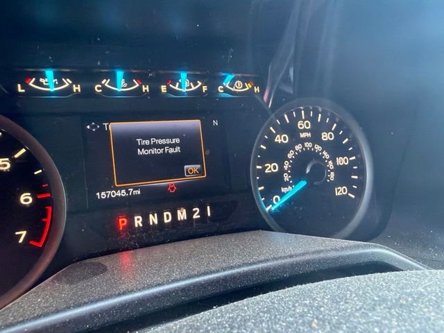 Used 2016 Red Ford XLT image 23