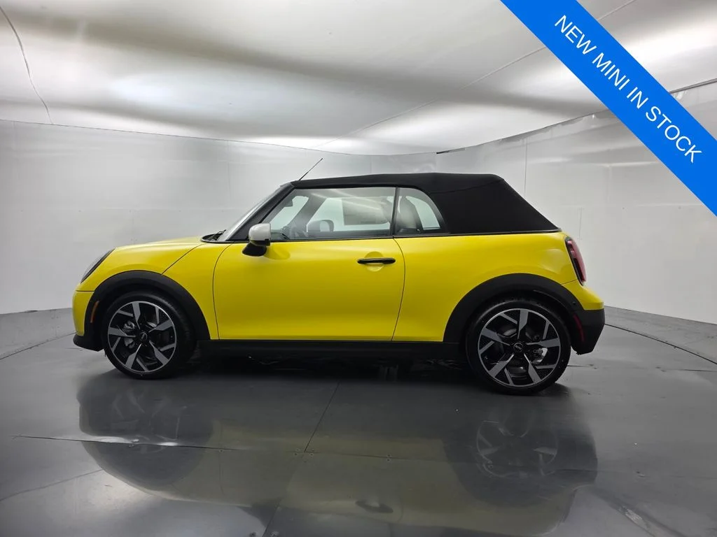 New 2026 Yellow MINI Signature Plus image 8