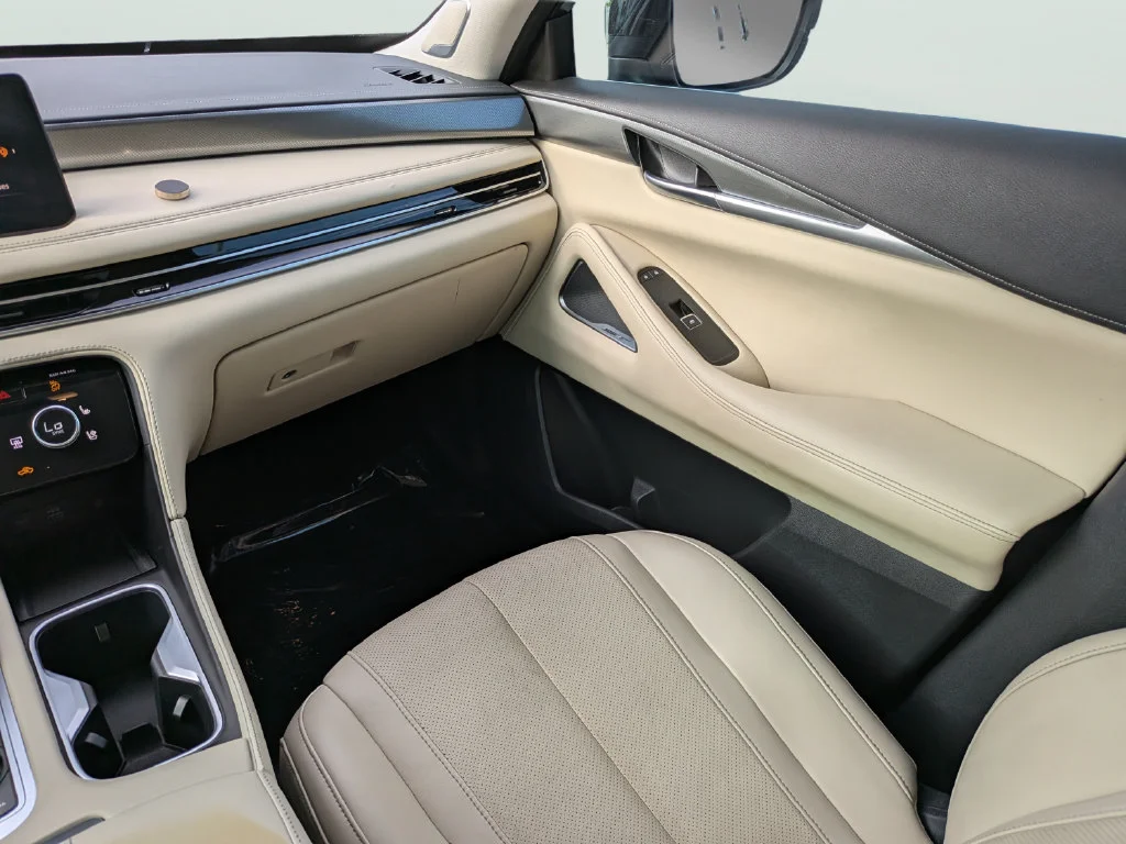 Used 2023 Blue INFINITI LUXE image 14