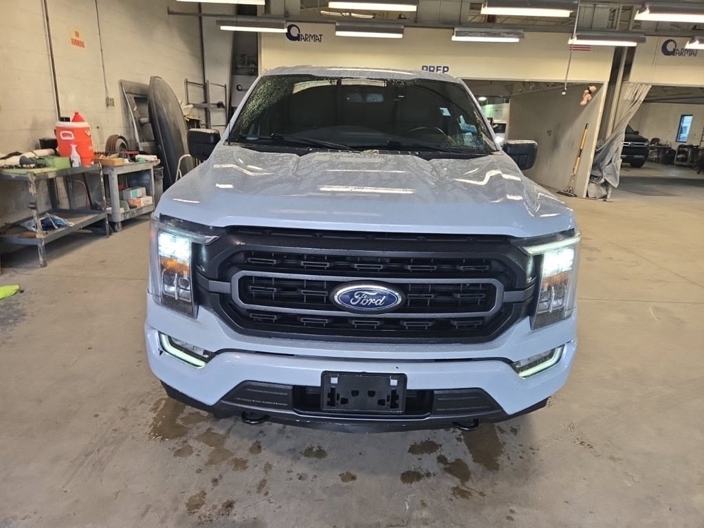 Used 2021 White Ford XLT image 10