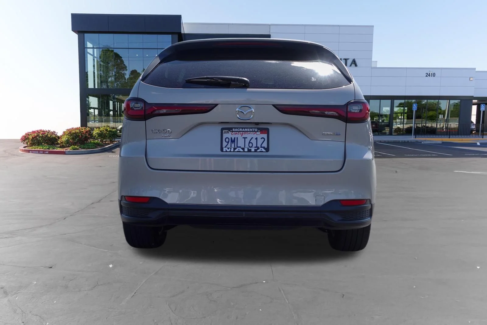 Certified Used 2024 Platinum Quartz Mazda Preferred image 5