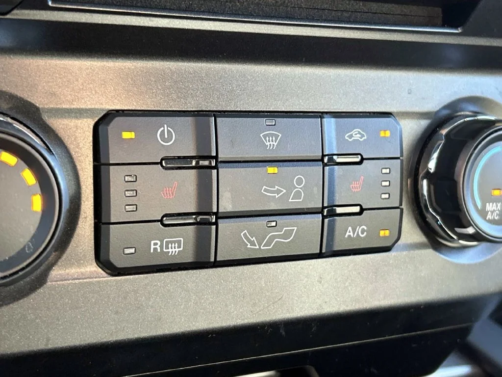 Used 2018 Ingot Silver Ford XLT image 29