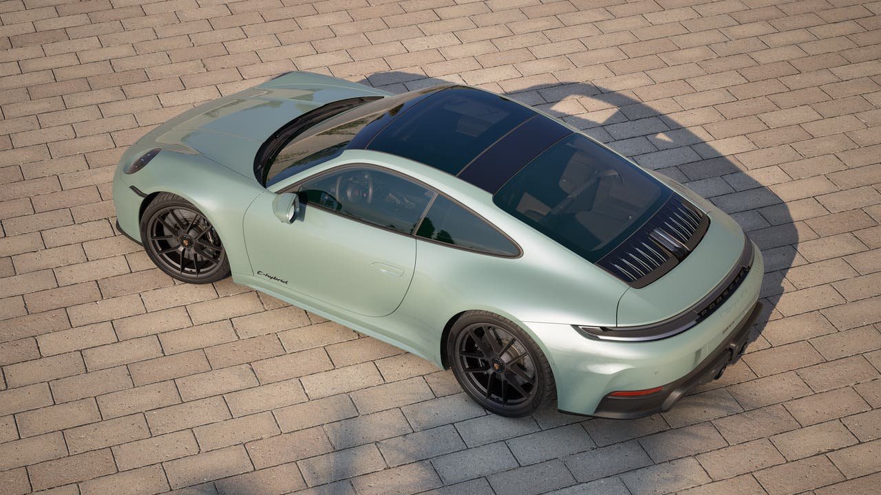 New 2027 Shade Green Metallic Porsche Carrera GTS image 4