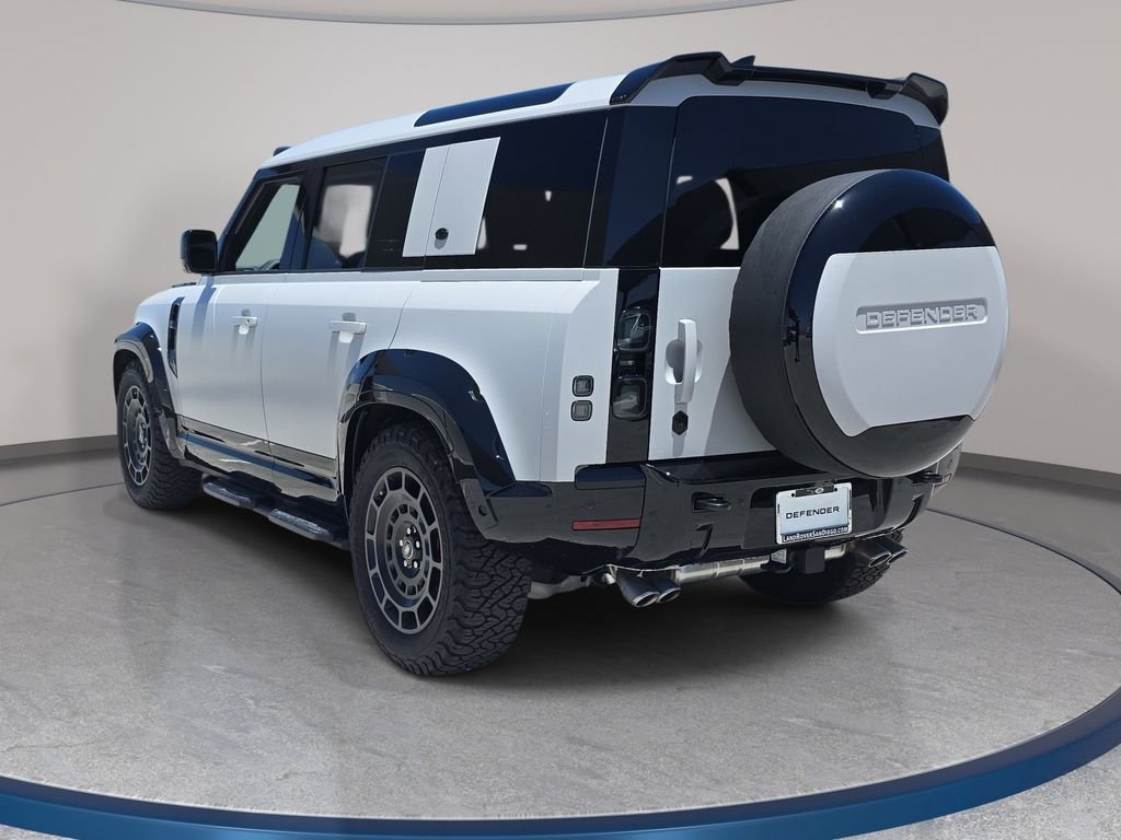 2026 Land Rover Defender X-Dynamic SE - Photo 7