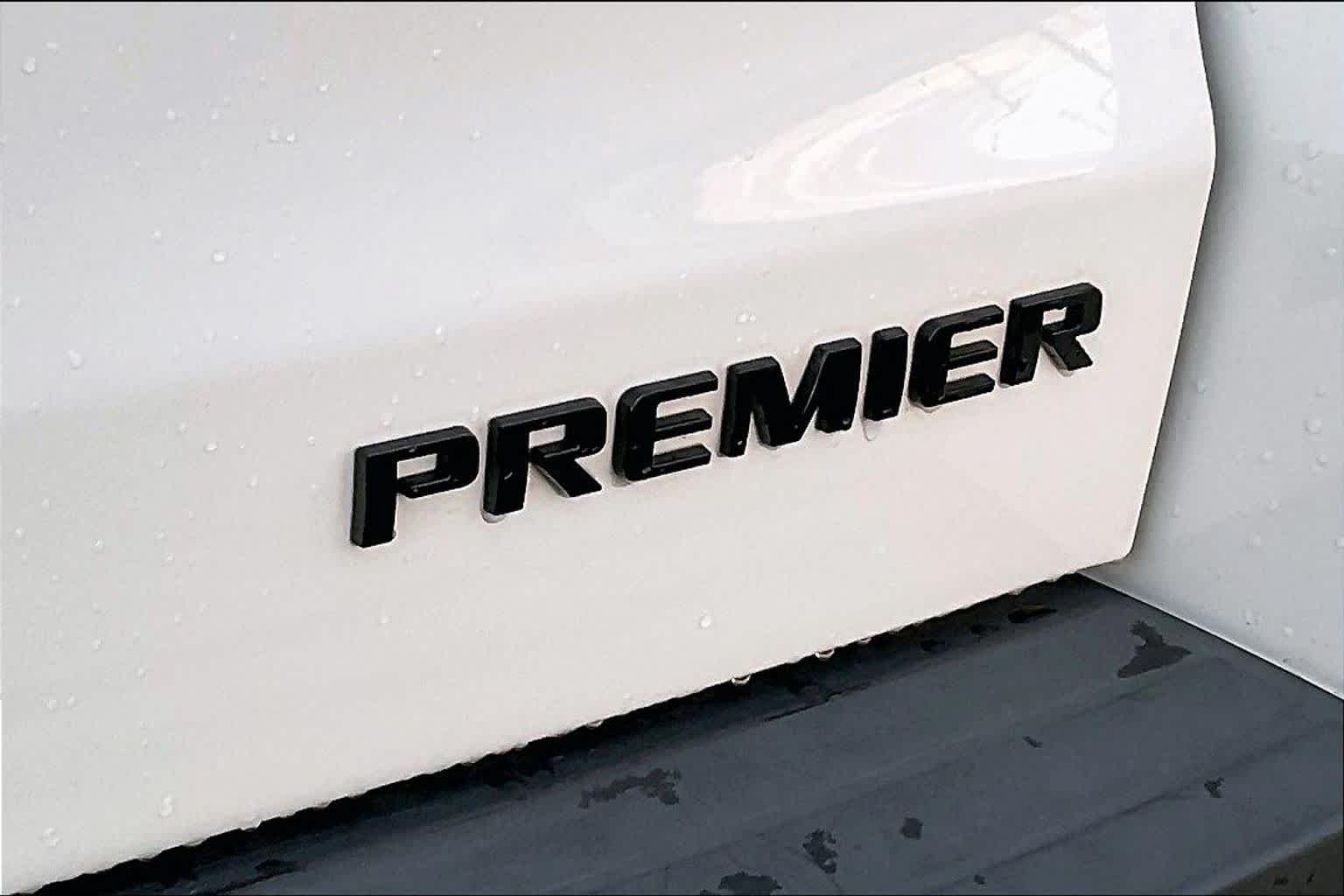 Used 2019 Summit White Chevrolet Premier image 10