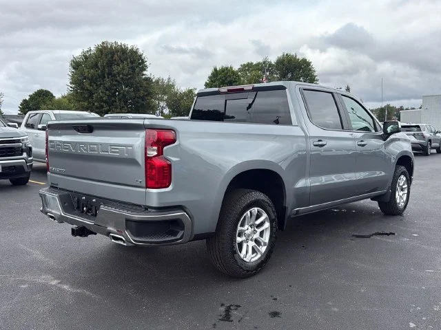 New 2026 Sterling Gray Metallic Chevrolet LT image 23