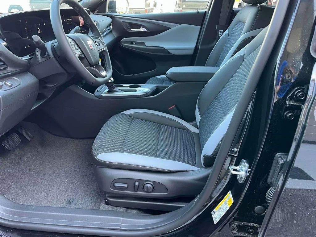 2025 Buick Envista Preferred - Photo 21