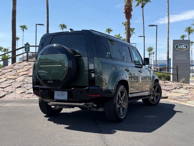 New 2026 Woolstone Green Land Rover X-Dynamic SE image 20