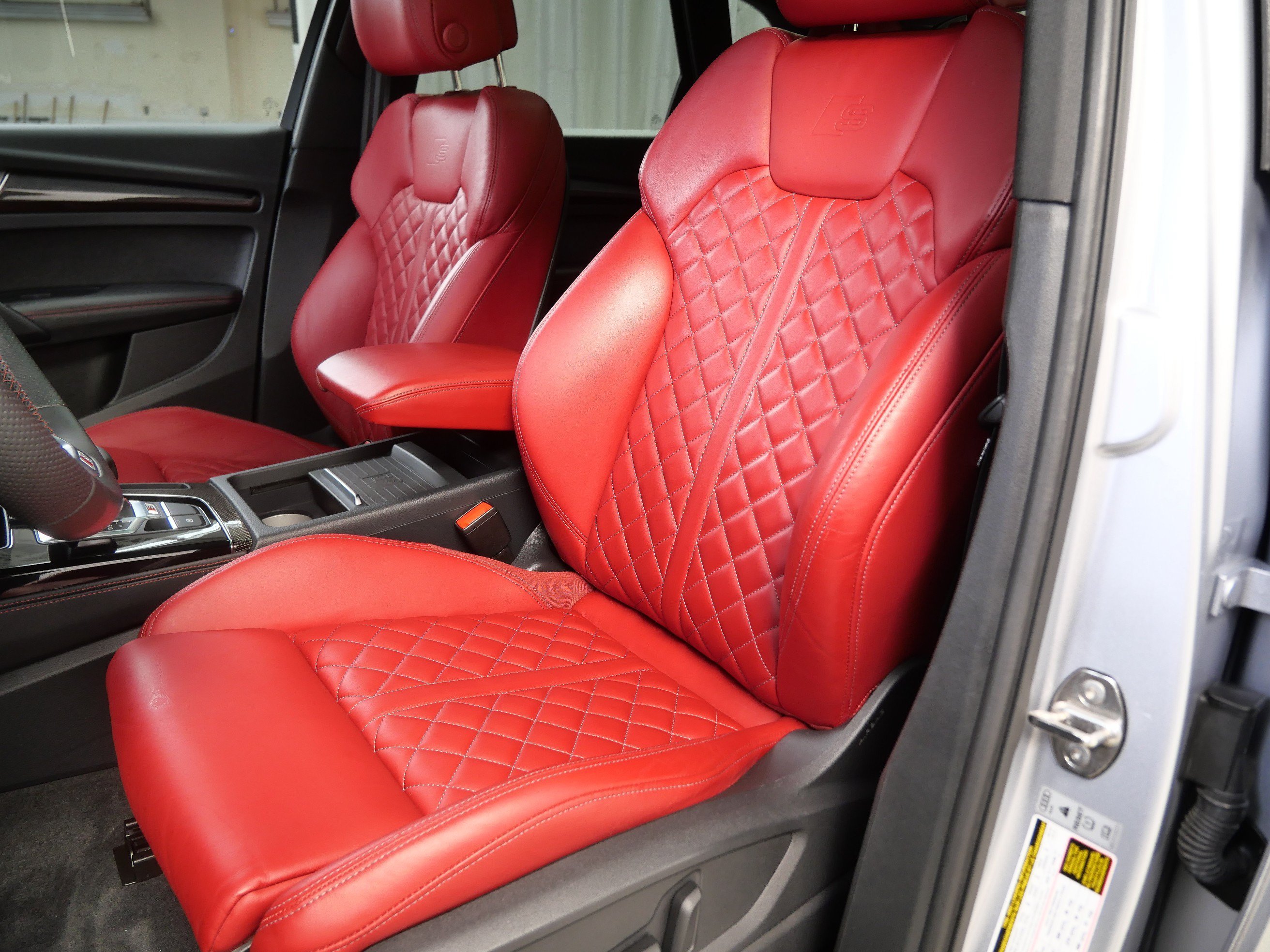 Used 2023 Florett Silver Metallic Audi Prestige image 3