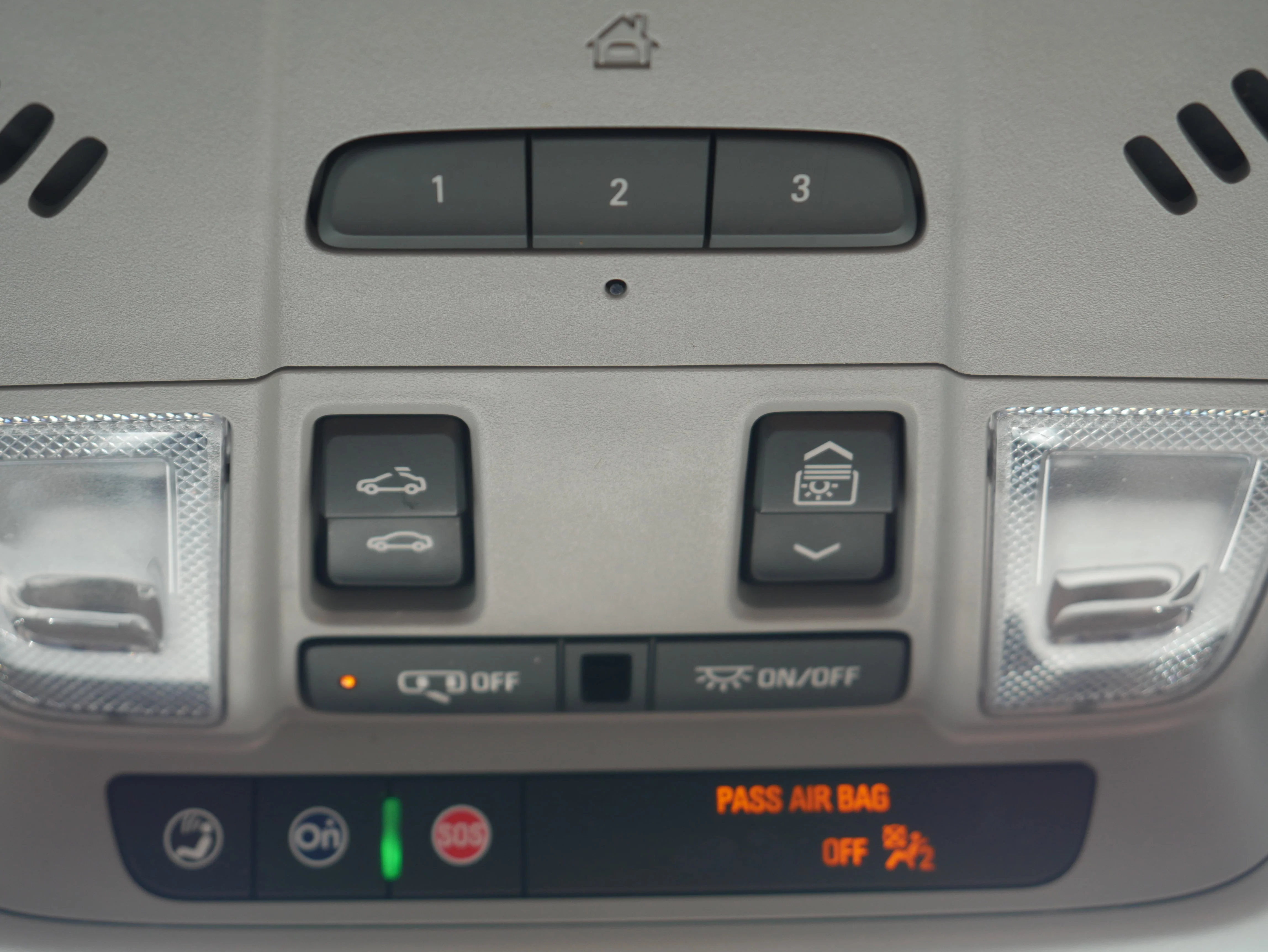 2024 Chevrolet Equinox Premier - Photo 33