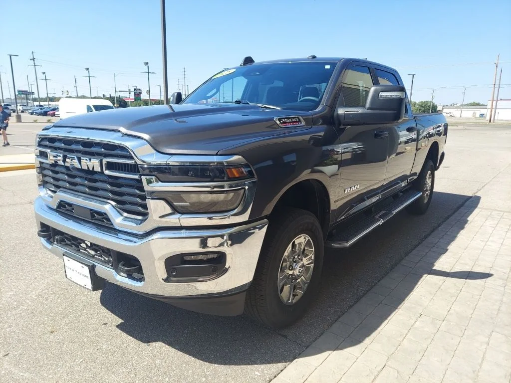 Certified Used 2025 Gray Ram Big Horn image 3