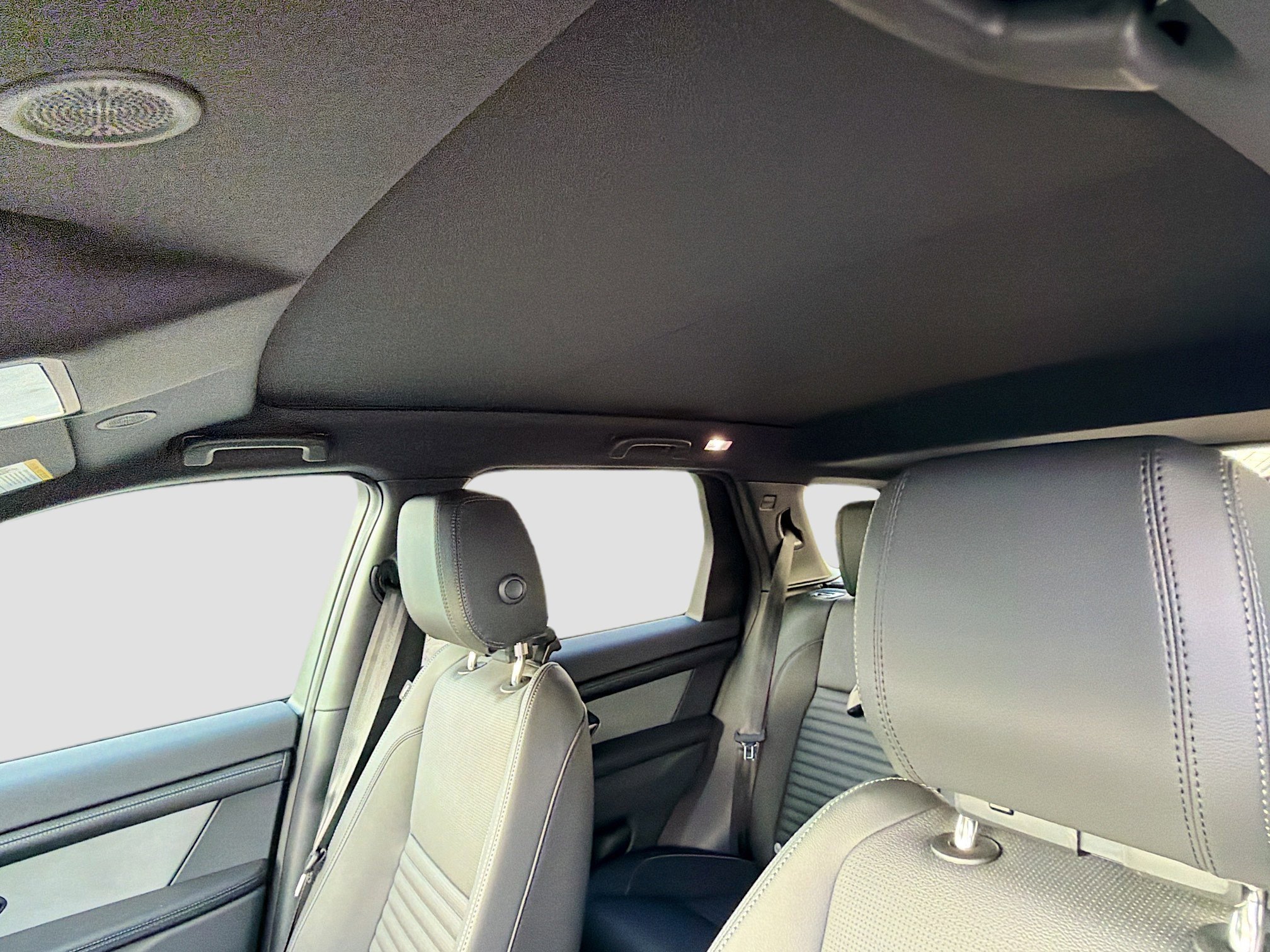 New 2026 Carpathian Grey LAND ROVER  image 26