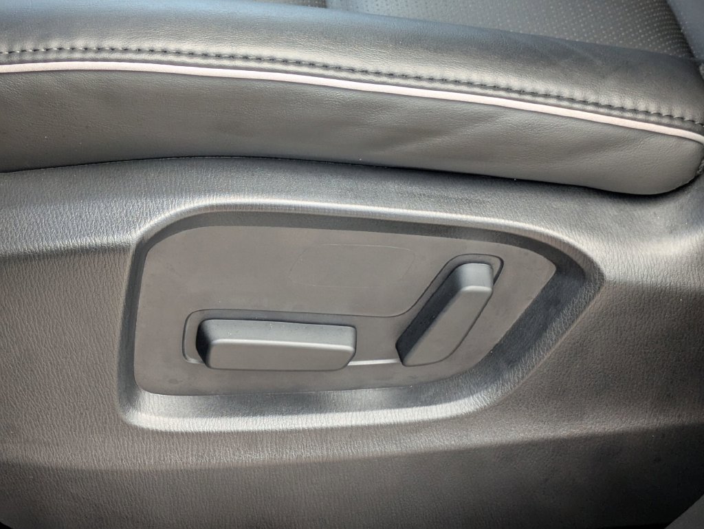 Used 2025 Gray Mazda 2.5 S Select Package image 17