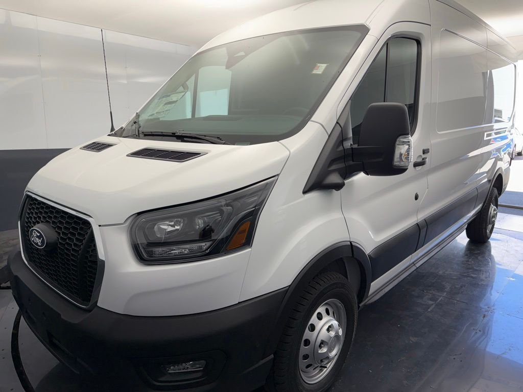New 2026 Oxford White Ford Cargo Van image 10