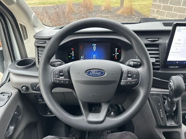 New 2026 Oxford White Ford Cargo Van image 18