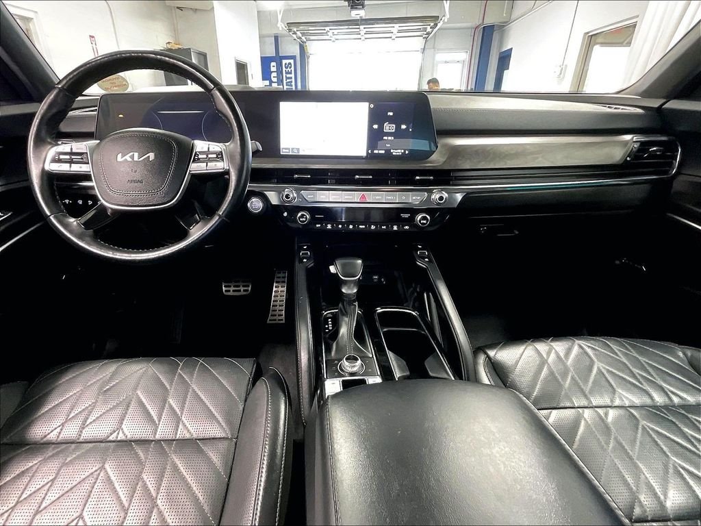 Used 2024 Black Kia SX-Prestige X-Line image 21
