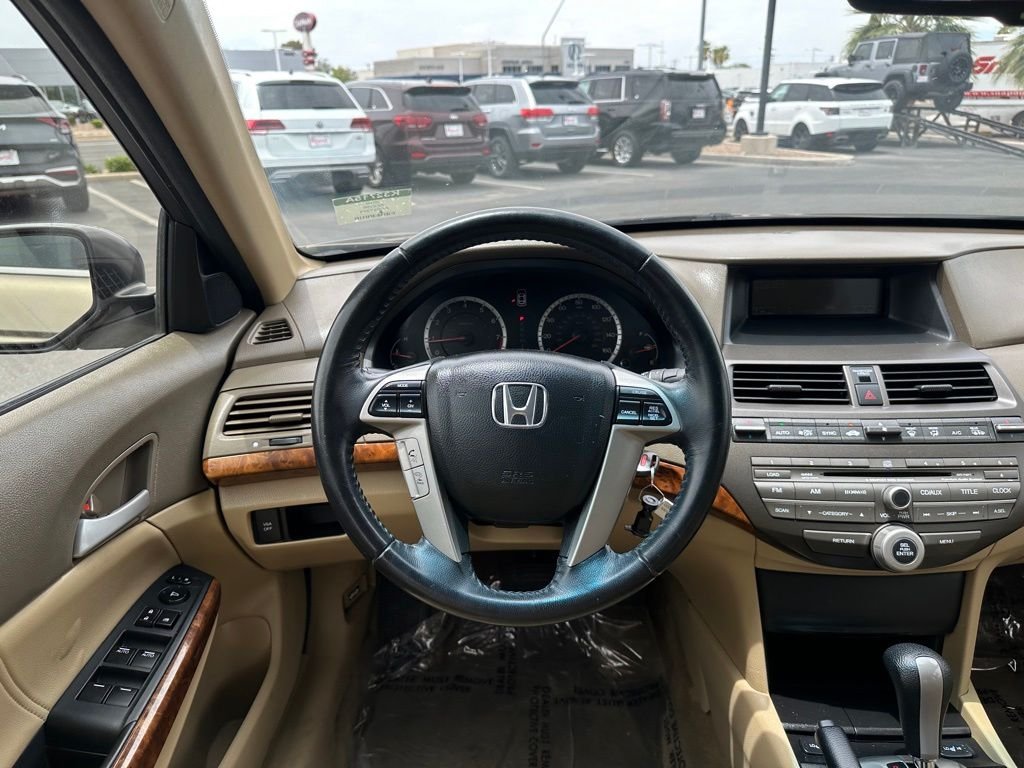 Used 2010 Silver Honda EX-L image 12