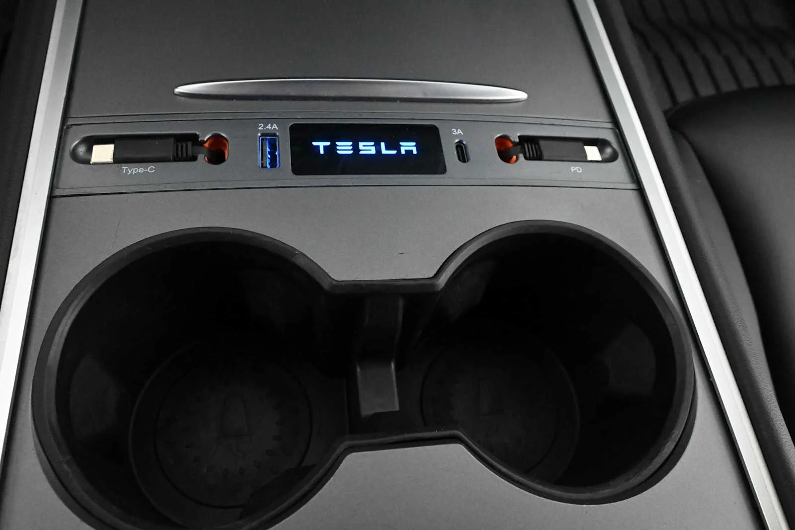 Used 2023 Midnight Silver Metallic Tesla  image 22