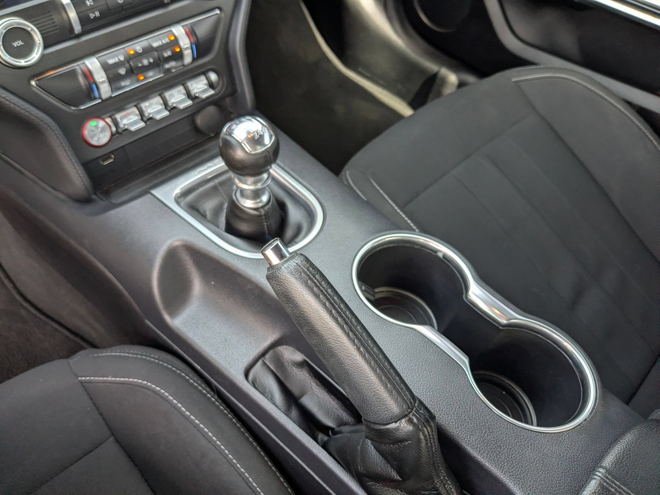 Used 2022 Shadow Black Ford GT image 20