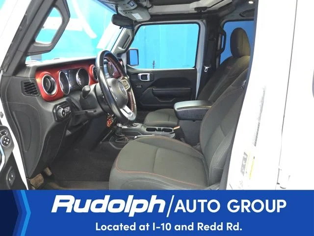 Used 2021 Bright White Clearcoat Jeep Unlimited Rubicon image 9