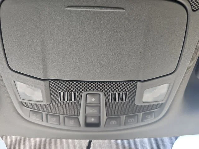 Used 2018 Gray Ford XLT image 24