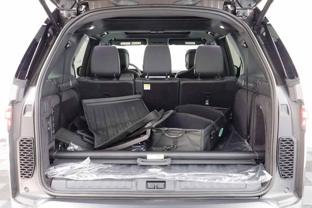 2025 Land Rover Discovery S - Photo 18