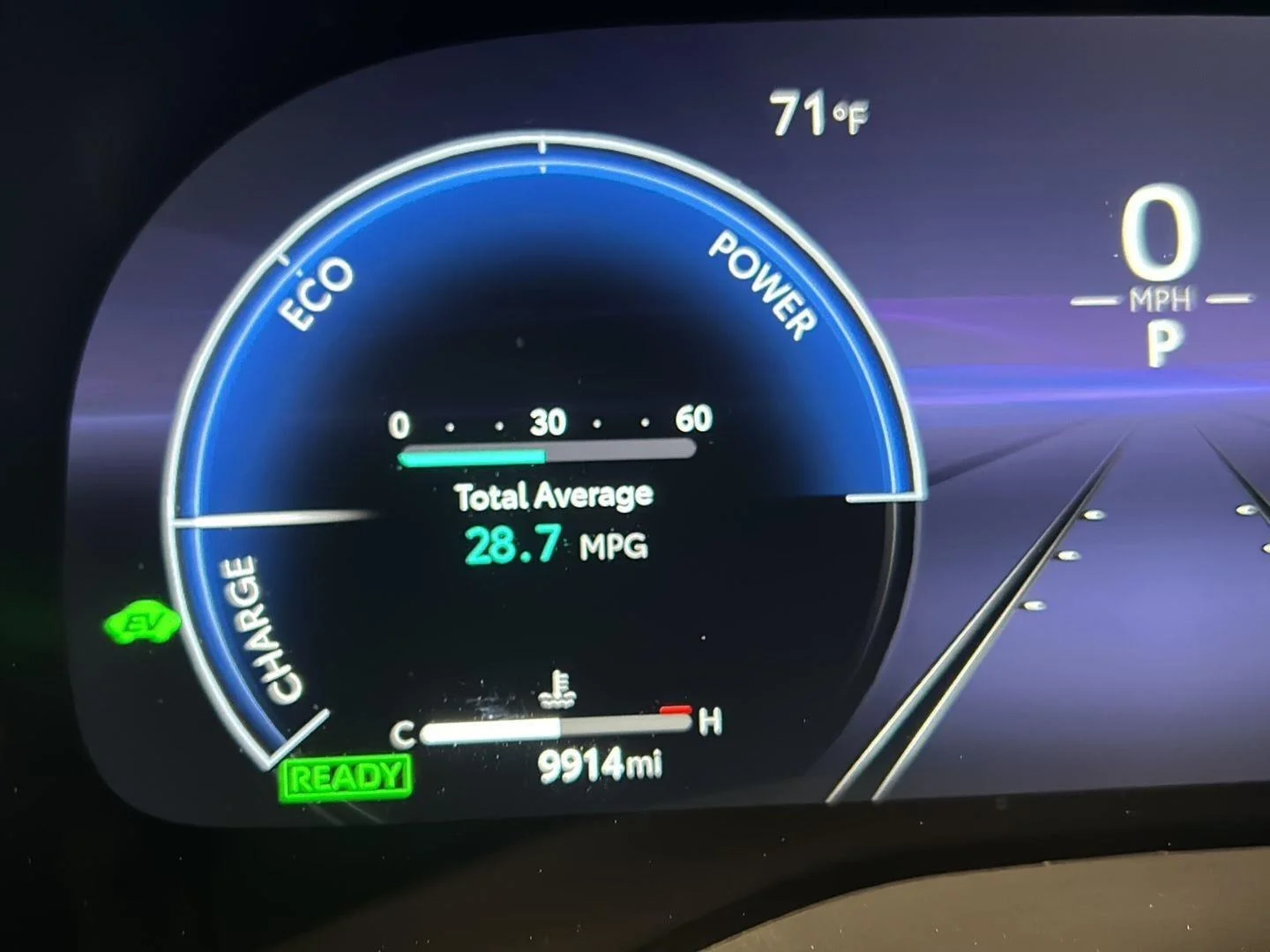 Used 2025 Ruby Flare Pearl Toyota Platinum image 4