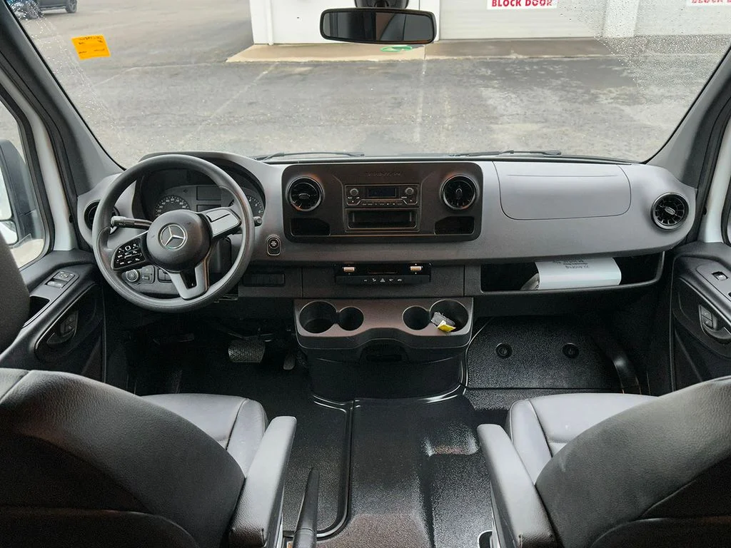 Used 2022  Mercedes-Benz Cargo Van 144 in. WB image 26