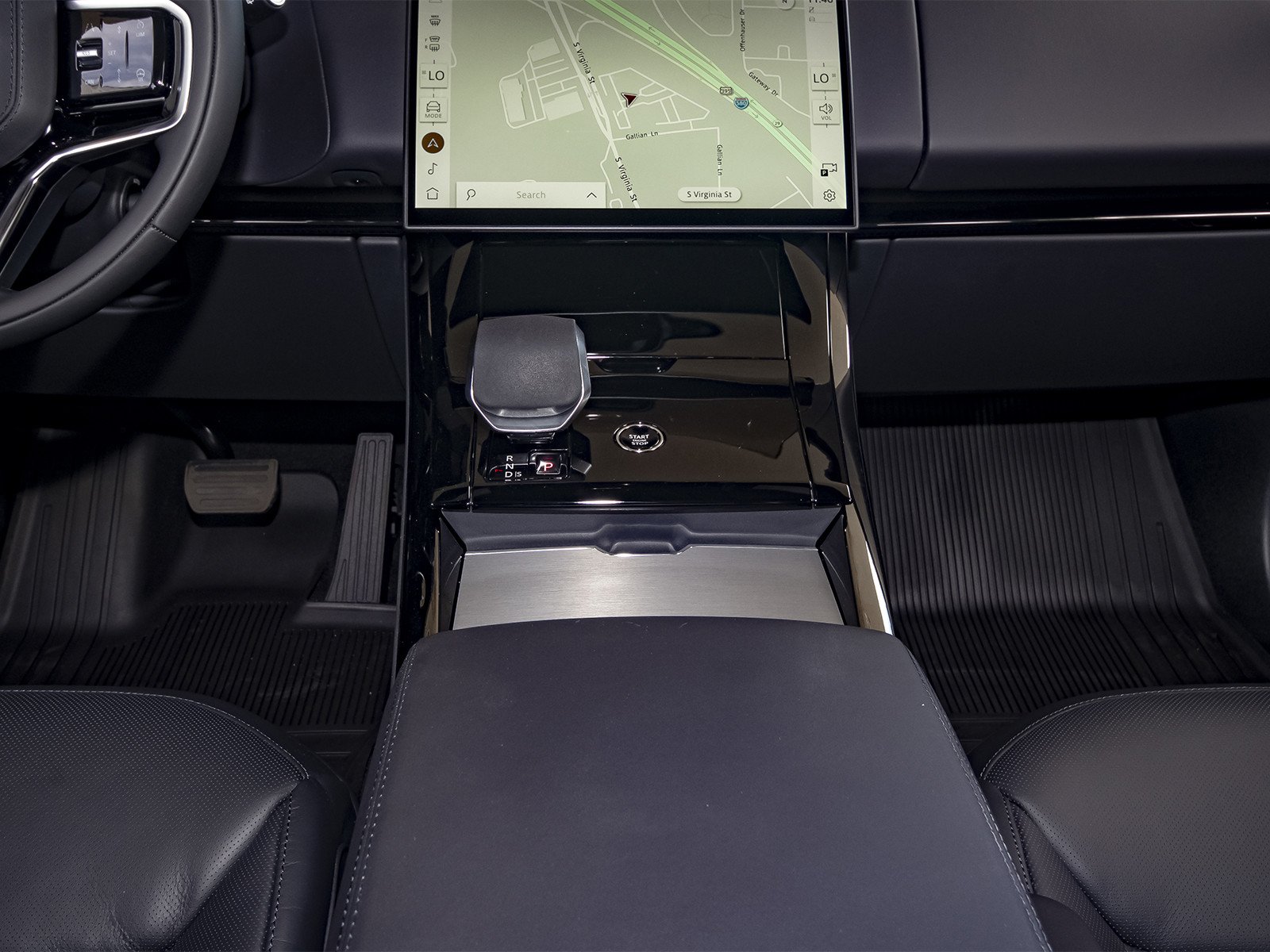 New 2026 Santorini Black Land Rover SE image 25