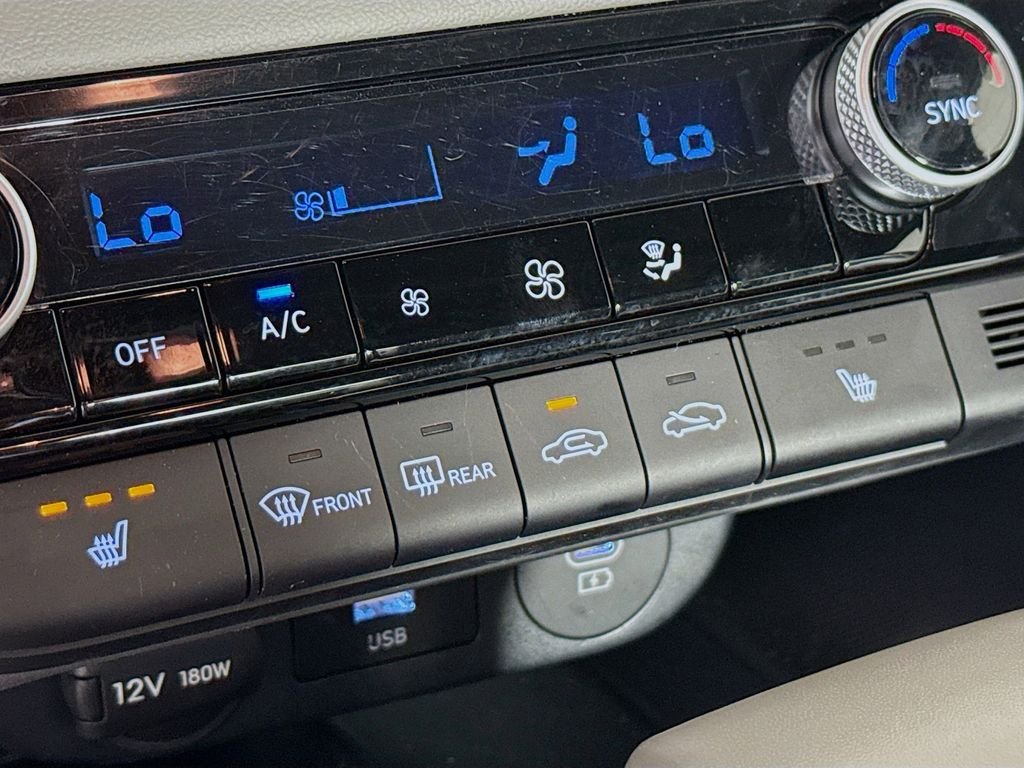 2025 Hyundai Elantra SEL - Photo 17