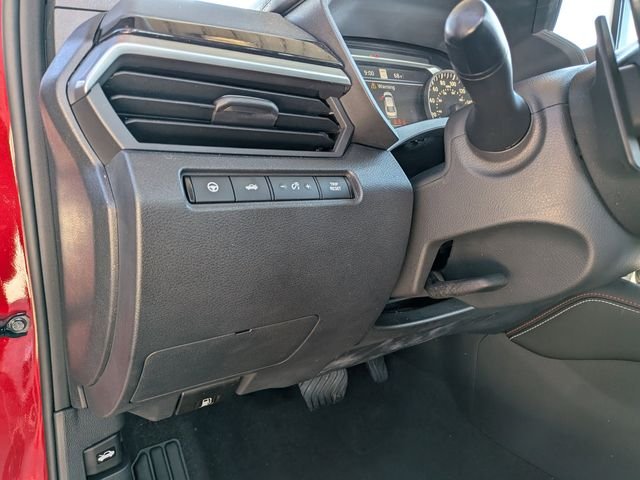 Used 2023 Red Nissan 2.0 SR image 17
