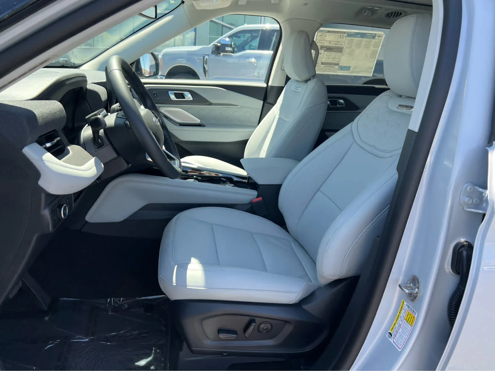New 2026 Space White Metallic Ford Platinum™ image 29