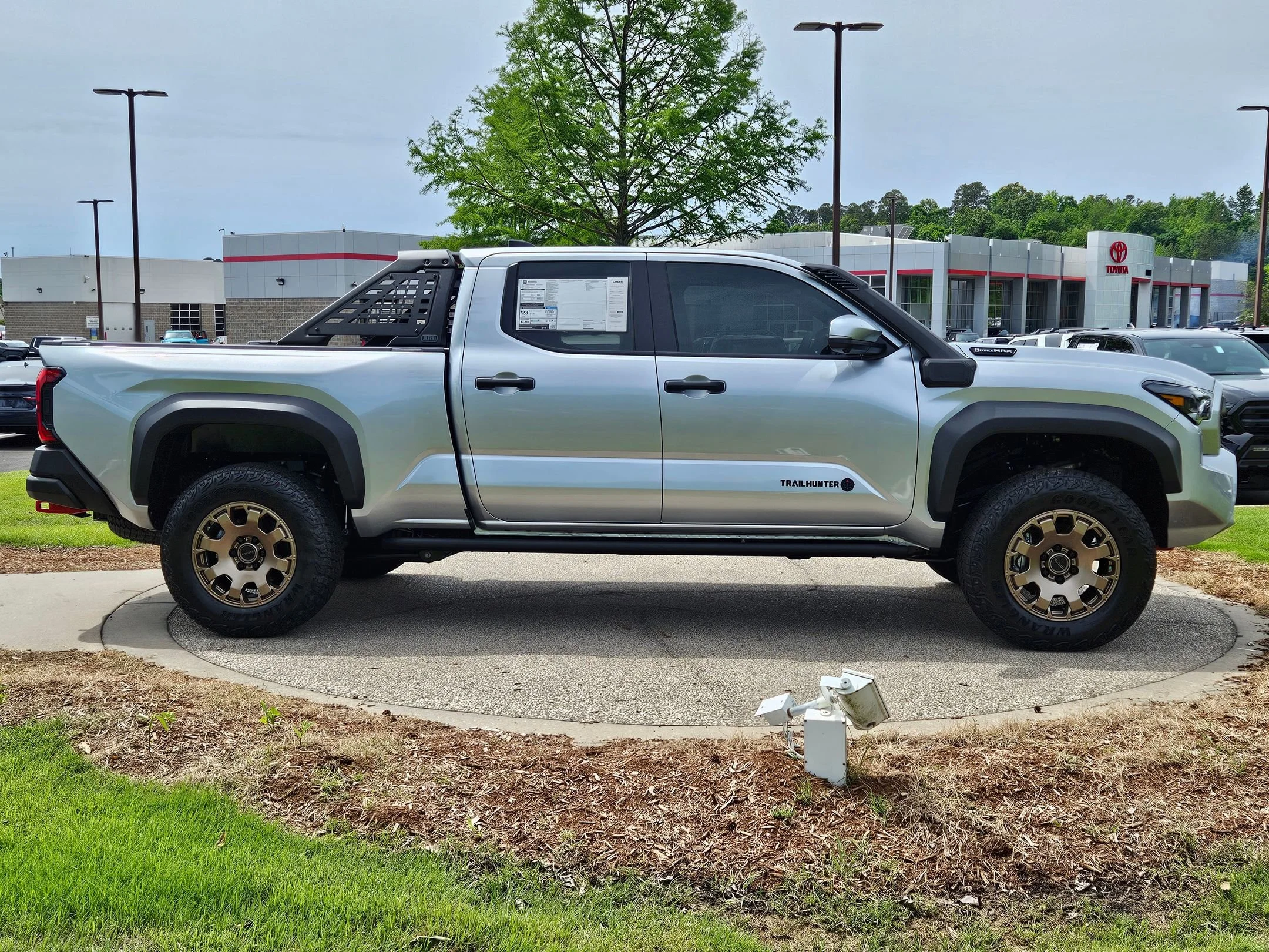 New 2026 Celestial Silver Metallic Toyota Trailhunter Hybrid image 8