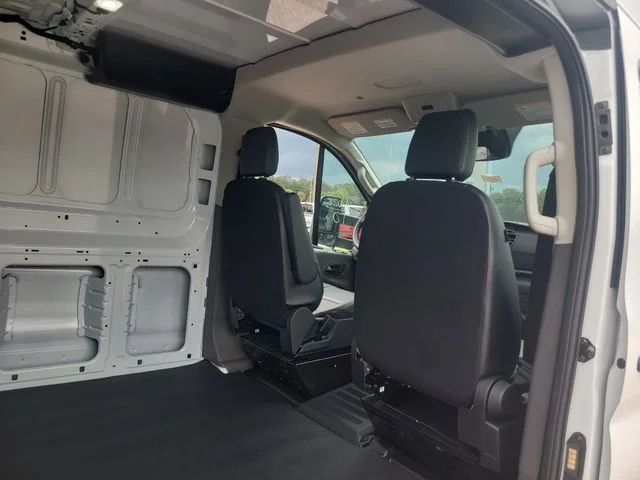 New 2026 Oxford White Ford Base image 14