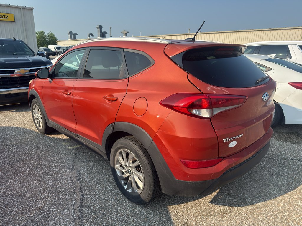 Used 2016 Sedona Sunset Hyundai SE image 6
