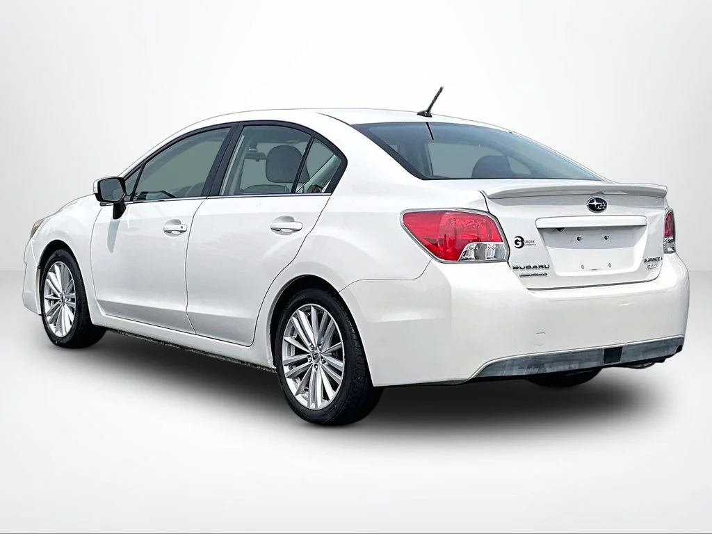 Used 2015 White Subaru 2.0i Premium image 13