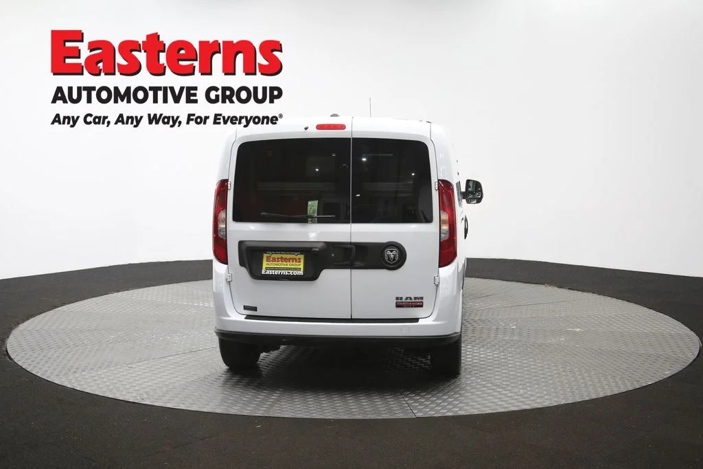 Used 2022 White Ram Base image 35