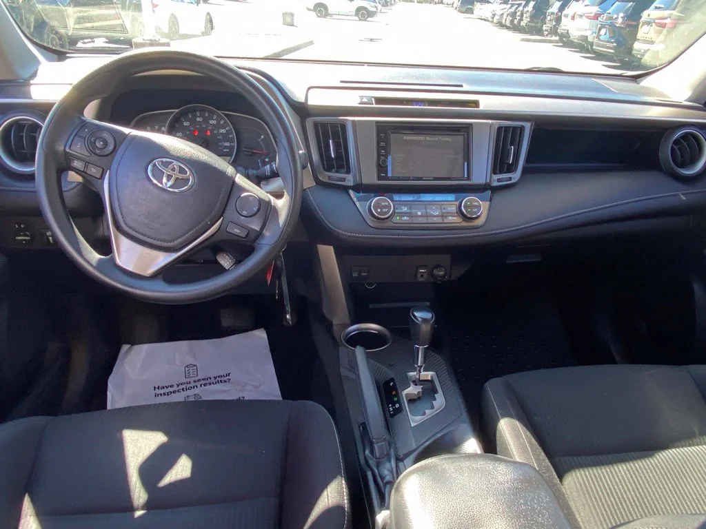 Used 2014 Gray Toyota XLE image 8