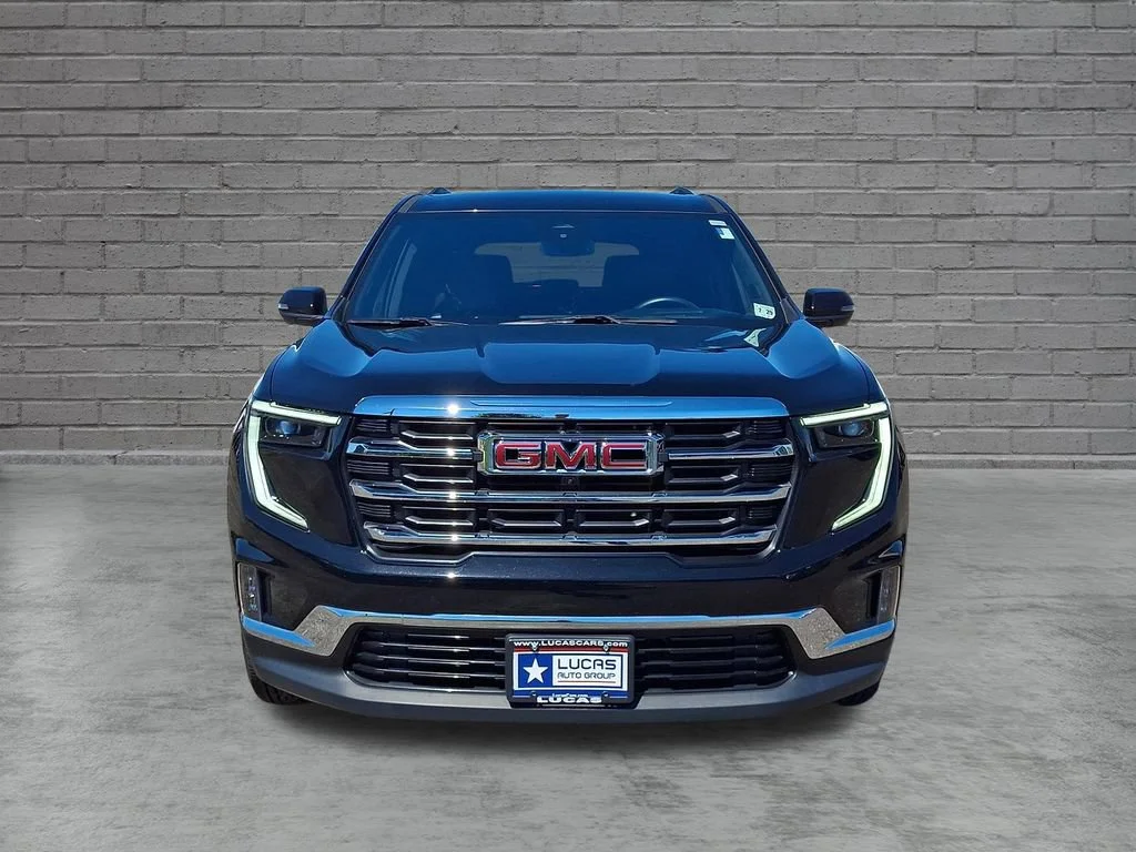 Used 2024 Ebony Twilight Metallic GMC Elevation image 4