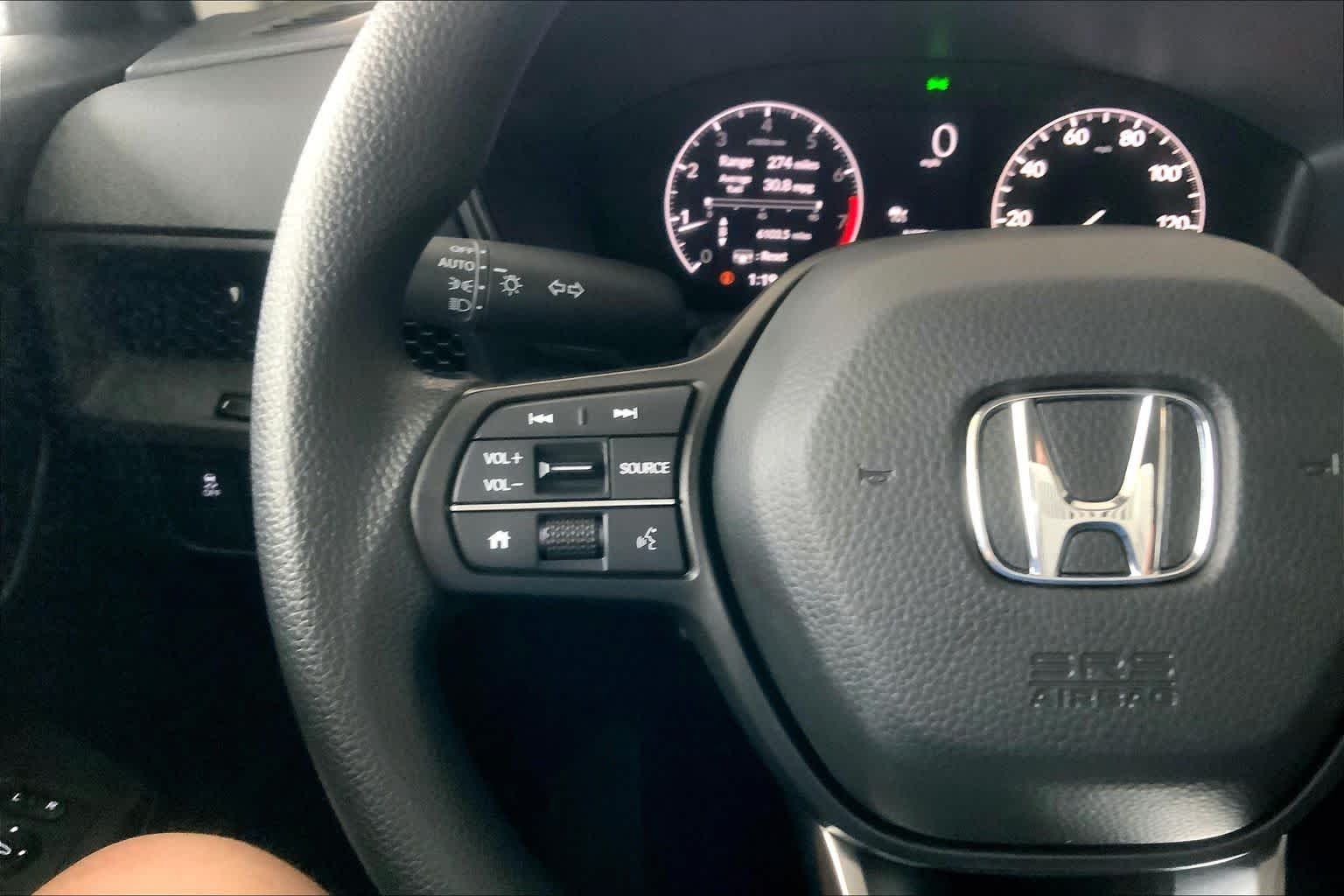 Used 2025 Urban Gray Pearl Honda LX image 23