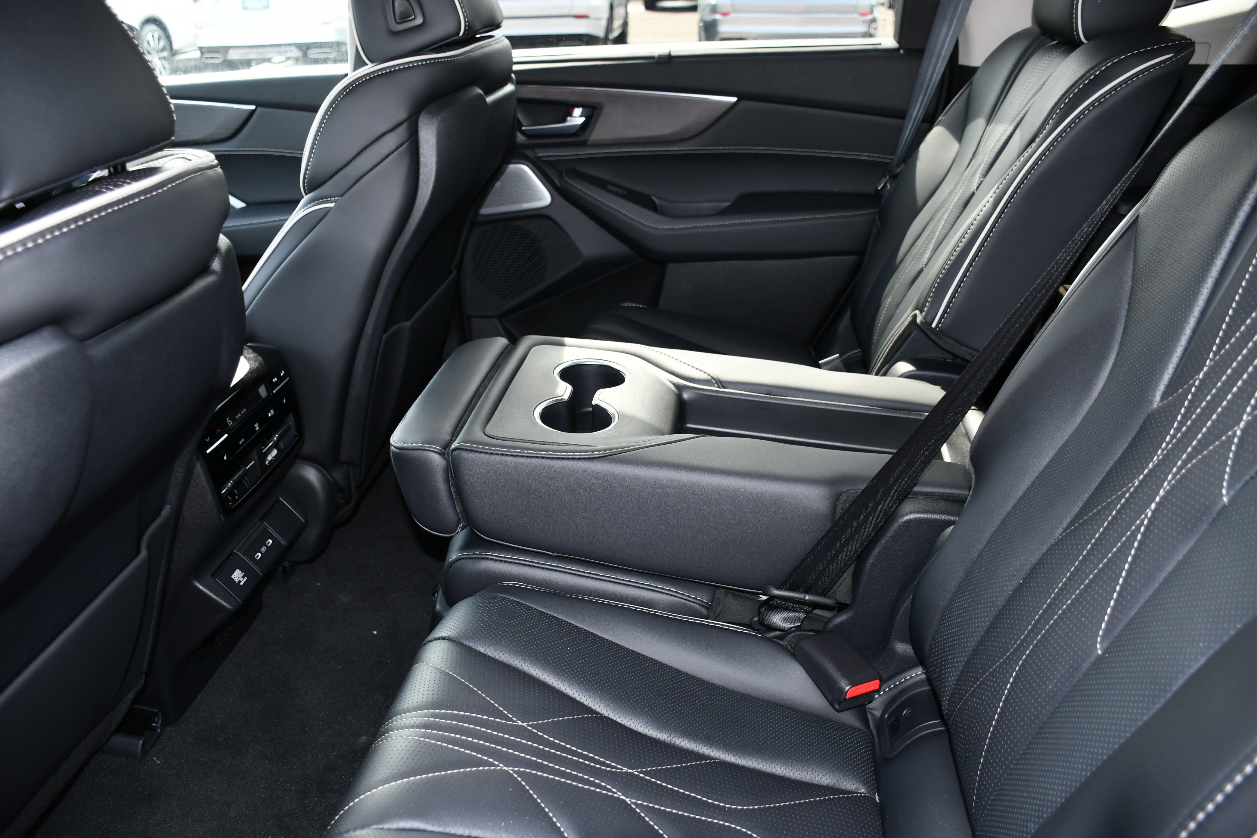 2026 Acura MDX Advance Package - Photo 12