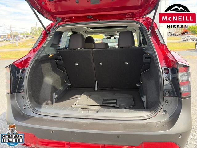 Used 2025 Red Nissan SV image 35