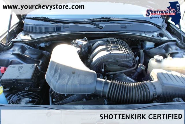 Used 2023 Gray Dodge SXT image 5