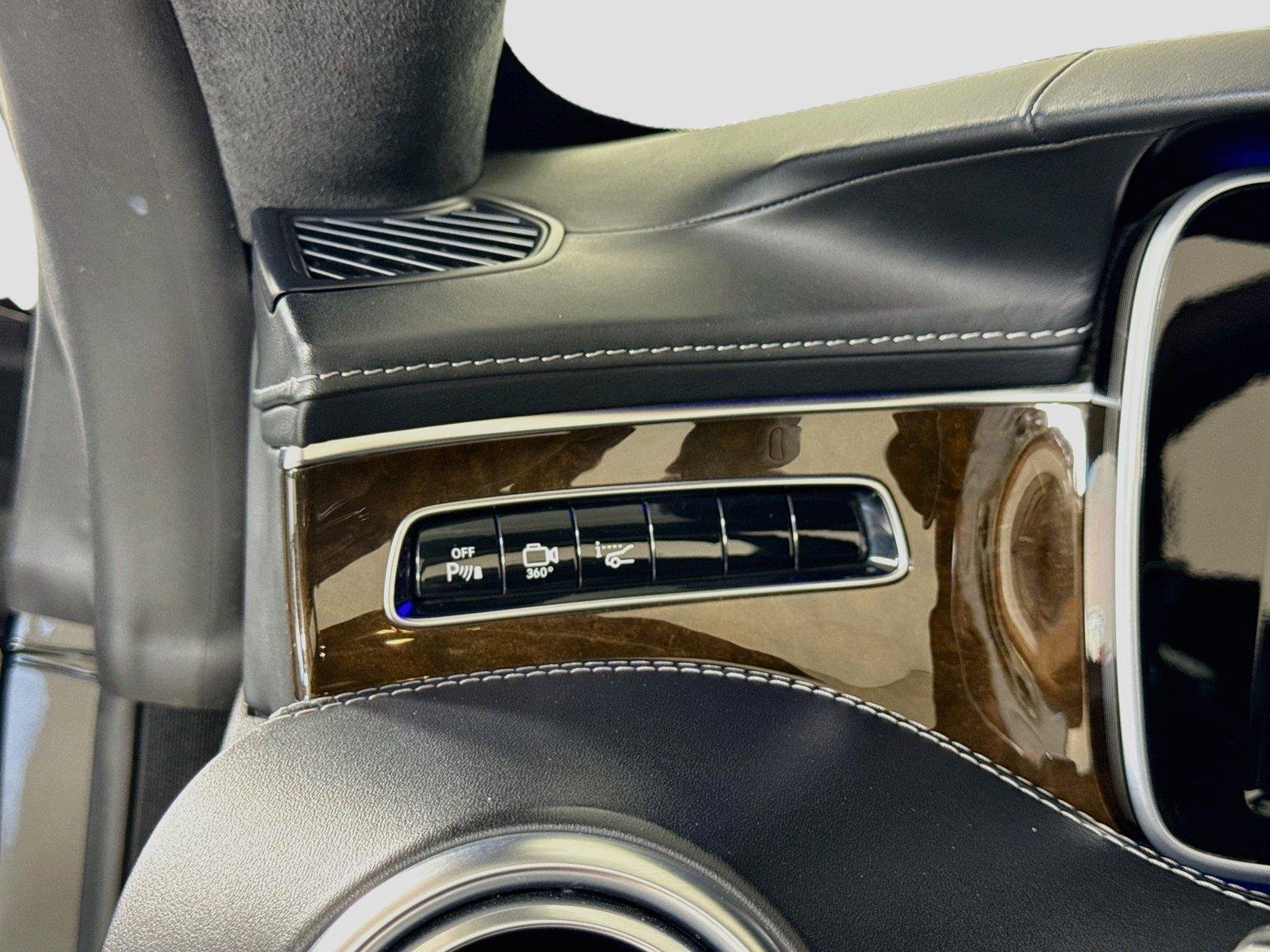 Used 2017 Obsidian Black Metallic Mercedes-Benz AMG® S 63 Conv | $187k MSRP | Designo Leather | Warmth & Comfort image 25