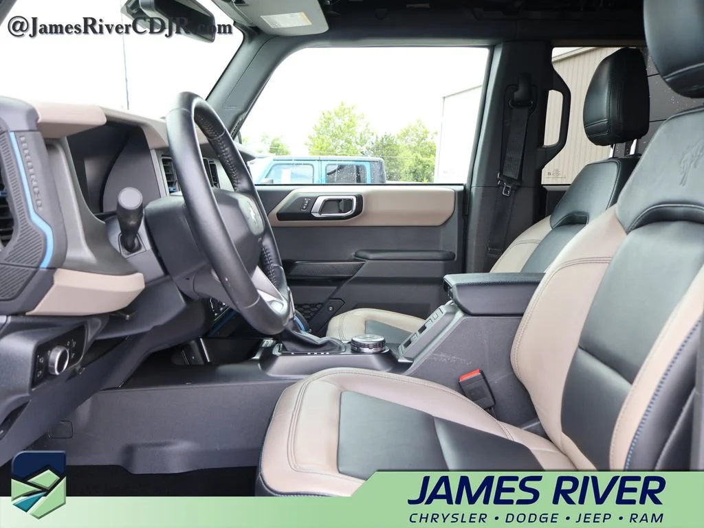 Used 2024 Black Ford Wildtrak image 22