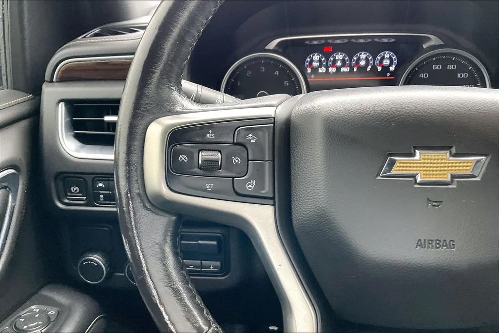 Used 2021 Gray Chevrolet Premier image 10